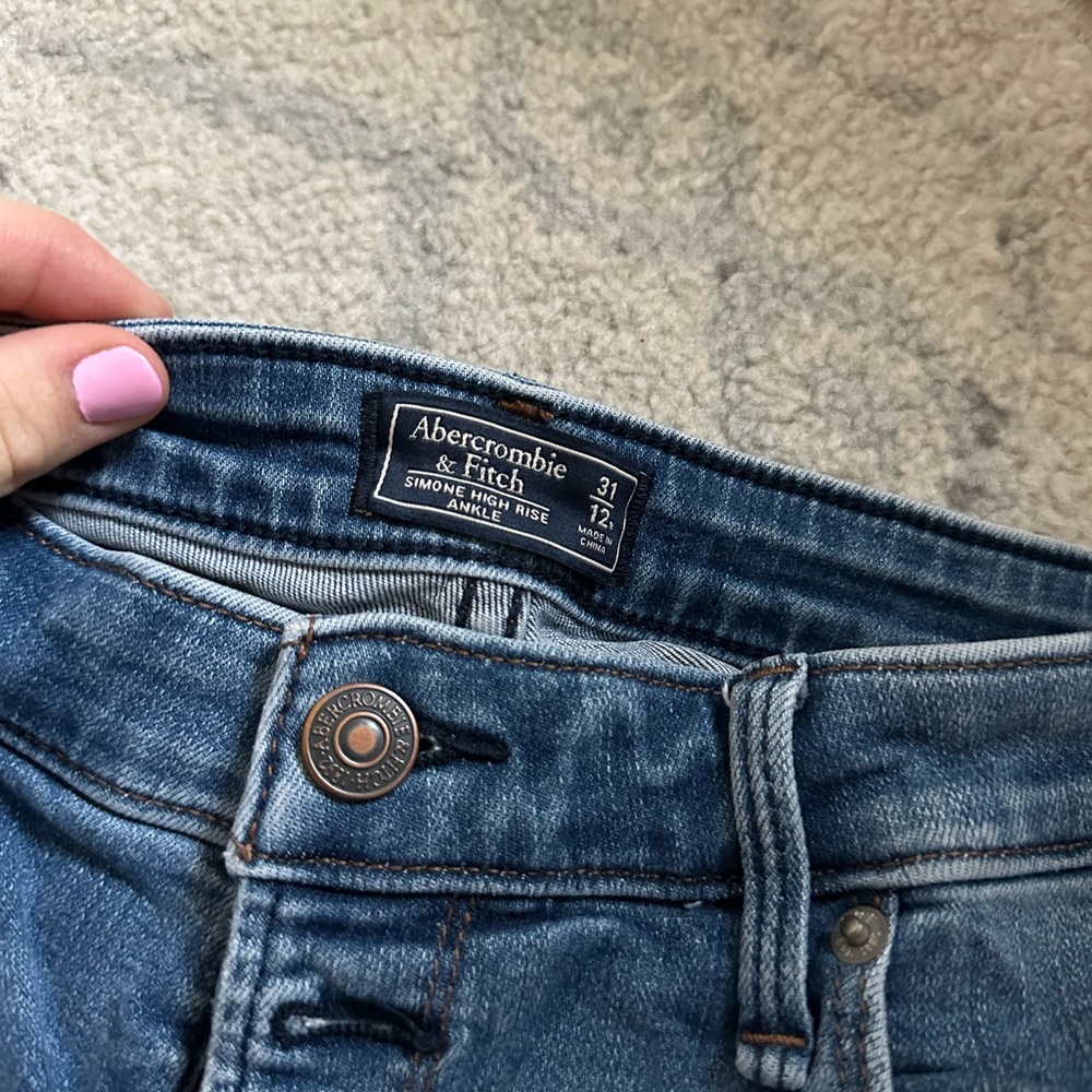 Abercrombie High Rise Jeans